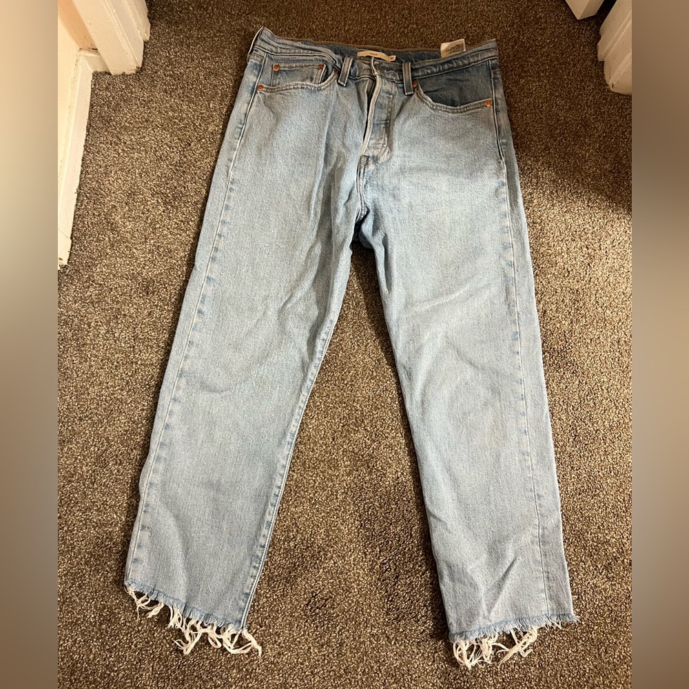 Levi’s Wedgie Blue Straight Leg Jeans Size 30